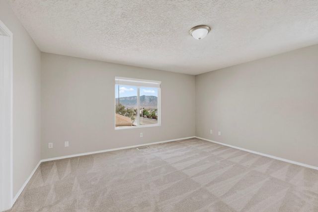 6557 Grants Drive NE, Rio Rancho, NM 87144
