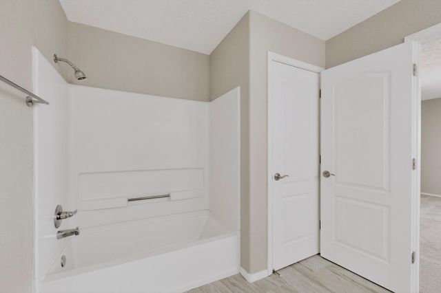 6557 Grants Drive NE, Rio Rancho, NM 87144