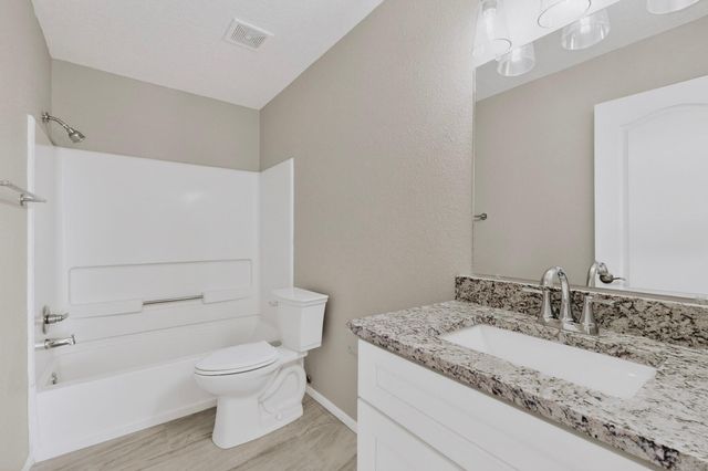 6557 Grants Drive NE, Rio Rancho, NM 87144