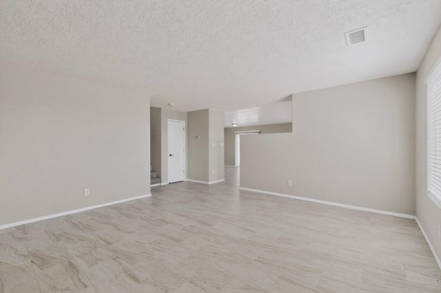 6557 Grants Drive NE, Rio Rancho, NM 87144