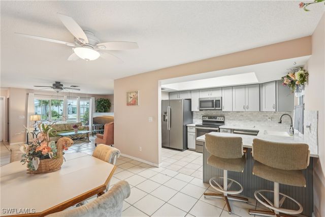 913 Mohawk PKWY 915, Cape Coral, FL 33914