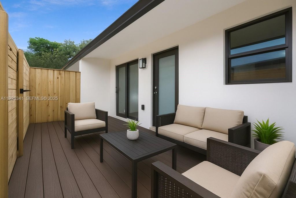 1119 W Las Olas Blvd 3, Fort Lauderdale, FL 33312