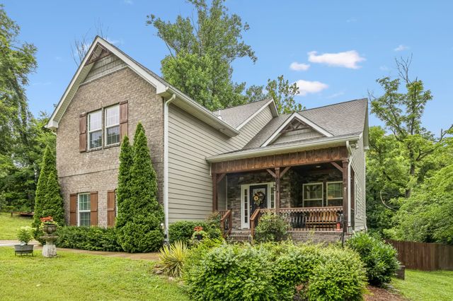 113 Summit Dr, Columbia, TN 38401