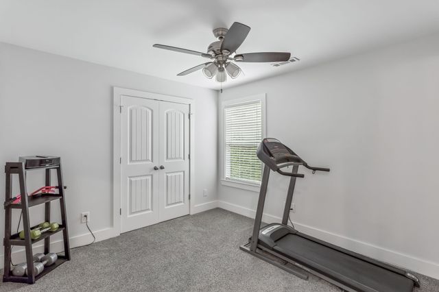 113 Summit Dr, Columbia, TN 38401