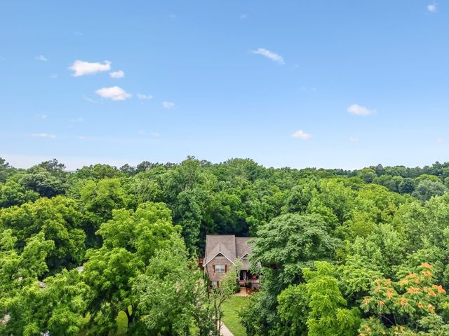 113 Summit Dr, Columbia, TN 38401