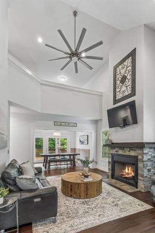113 Summit Dr, Columbia, TN 38401