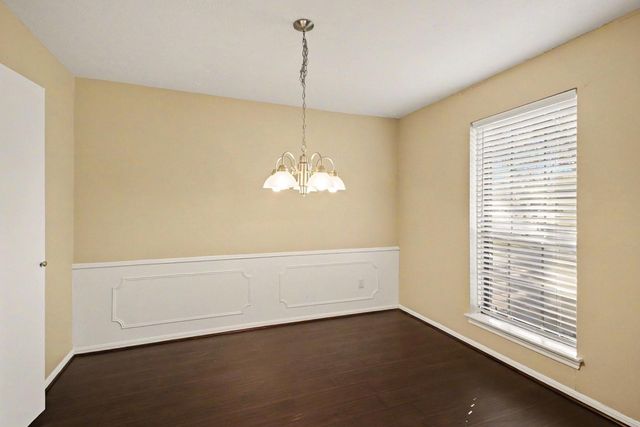 13830 Oakwood Lane, Sugar Land, TX 77498