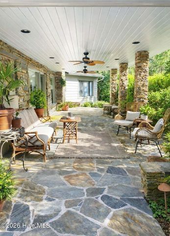 250 Country Club Circle, Southern Pines, NC 28387