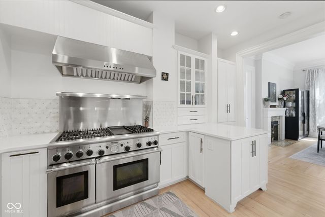 214 E Saint Joseph Street, Indianapolis, IN 46202