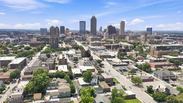 214 E Saint Joseph Street, Indianapolis, IN 46202