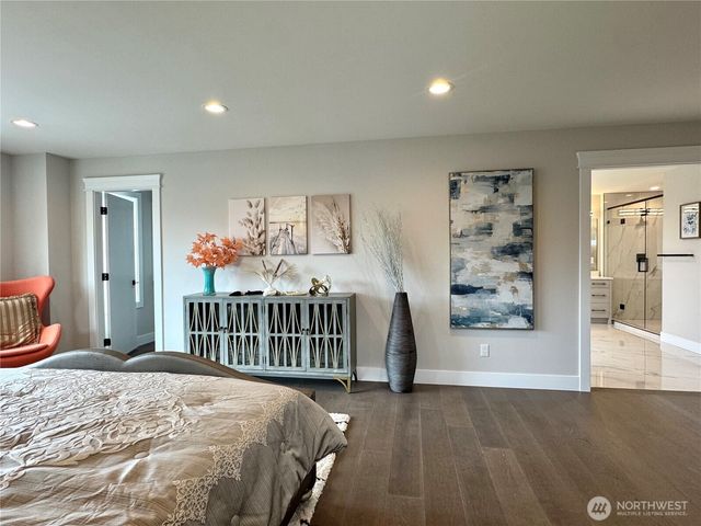 11700 SE 234th Place, Kent, WA 98031