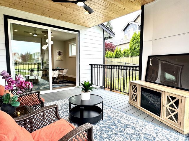 11700 SE 234th Place, Kent, WA 98031