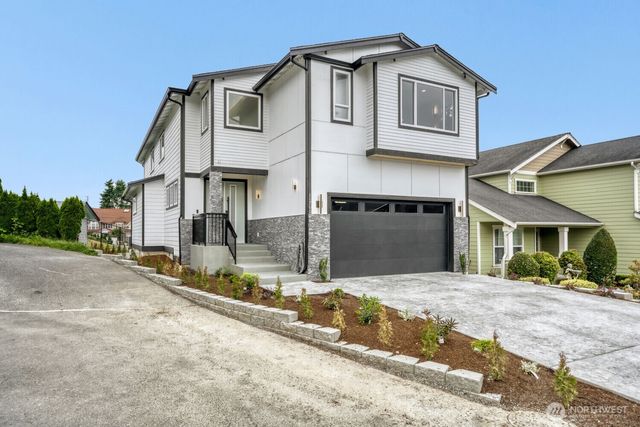 11700 SE 234th Place, Kent, WA 98031