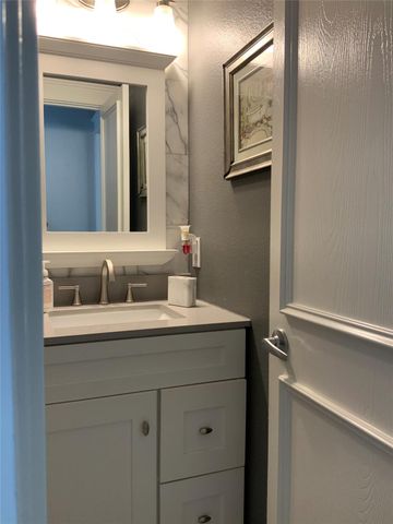 15506 Red Pine Ridge Way, Houston, TX 77049