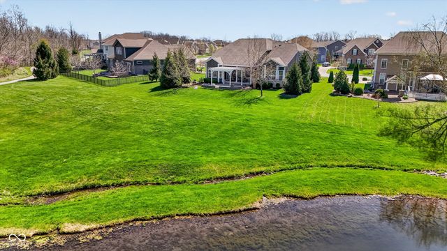 13852 Ambria Drive, Mccordsville, IN 46055