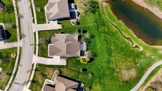 13852 Ambria Drive, Mccordsville, IN 46055