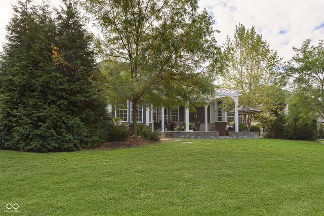 13852 Ambria Drive, Mccordsville, IN 46055