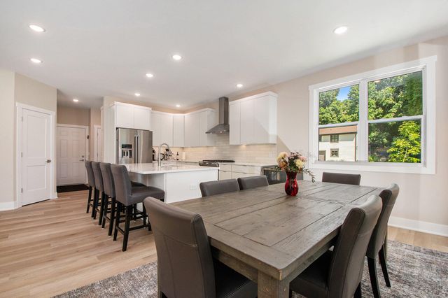 3719 Bradford Street NE, Grand Rapids, MI 49525