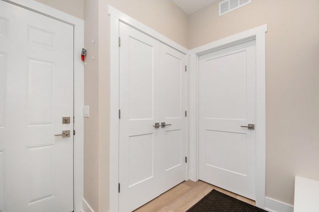 3719 Bradford Street NE, Grand Rapids, MI 49525