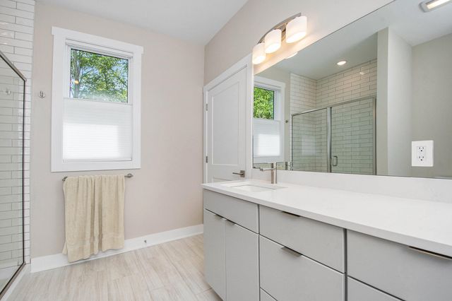 3719 Bradford Street NE, Grand Rapids, MI 49525