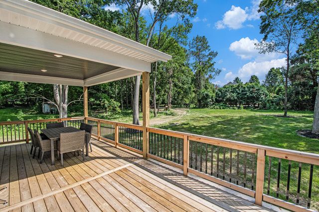 3719 Bradford Street NE, Grand Rapids, MI 49525