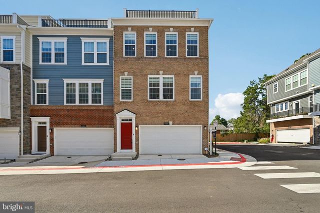 10826 WILLOW TER, Fairfax, VA 22030