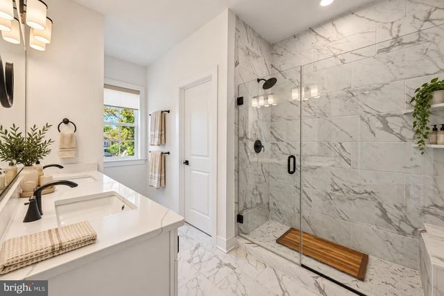 10826 WILLOW TER, Fairfax, VA 22030