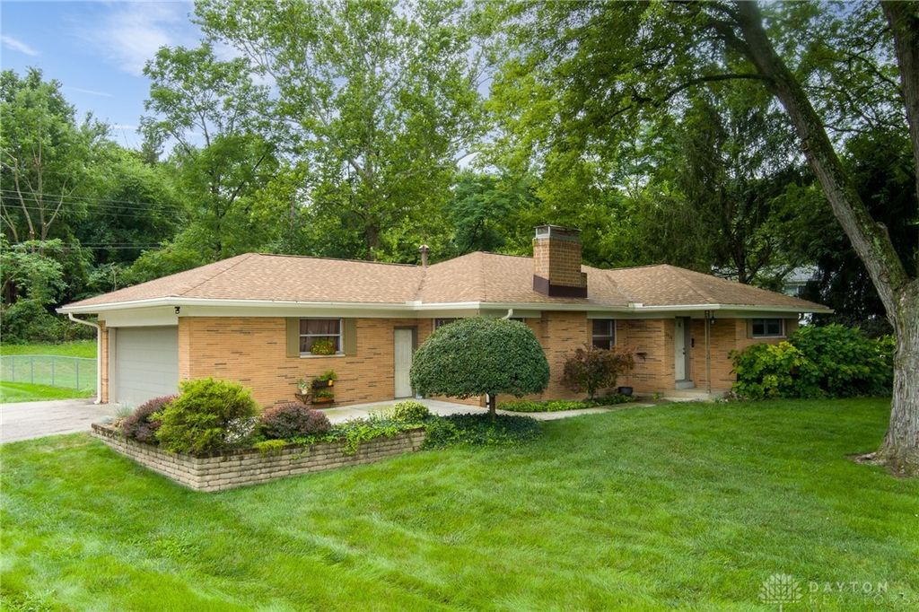 3020 Old Salem Road, Dayton, OH 45415