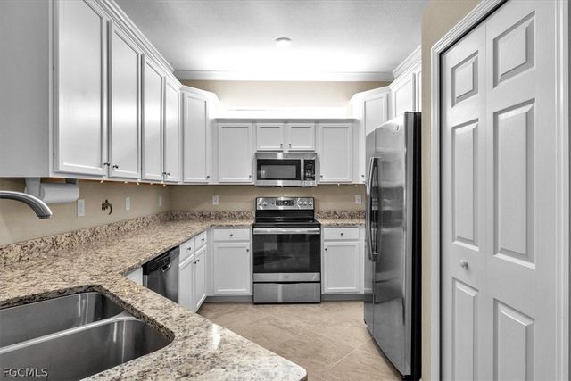 10344 Prato DR, Fort Myers, FL 33913