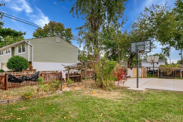 1314 Waycross Road, Forest Park, OH 45240