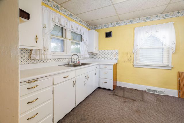 602 E State Street, Morocco, IN 47963