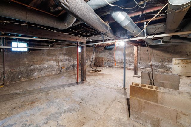 602 E State Street, Morocco, IN 47963