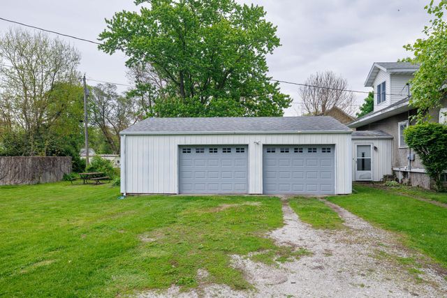 602 E State Street, Morocco, IN 47963
