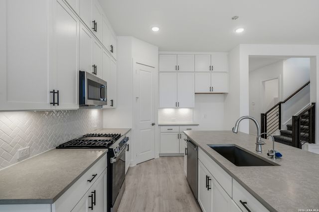 2202 Briggs Summit, San Antonio, TX 78245