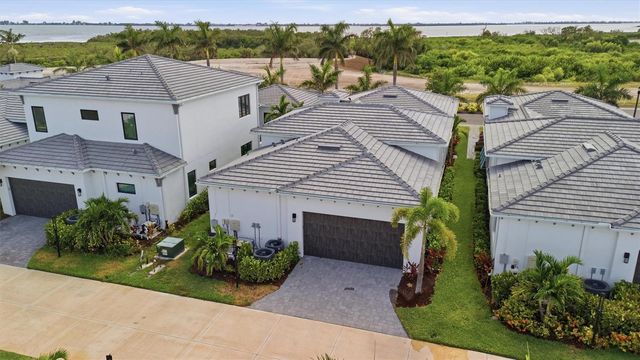 6027 SALT GRASS STREET, Bradenton, FL 34210