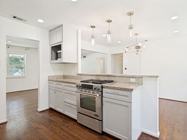 6632 Ridgemont Drive, Dallas, TX 75214