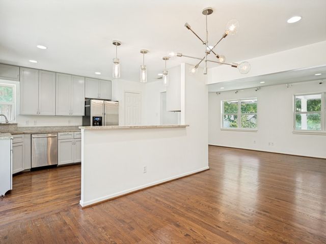 6632 Ridgemont Drive, Dallas, TX 75214