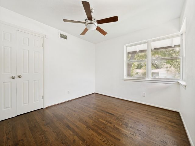 6632 Ridgemont Drive, Dallas, TX 75214