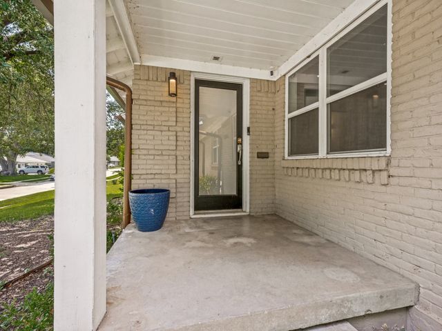 6632 Ridgemont Drive, Dallas, TX 75214