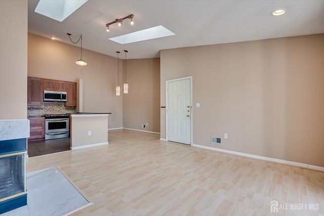 68 Clay Street, North Brunswick, NJ 08902