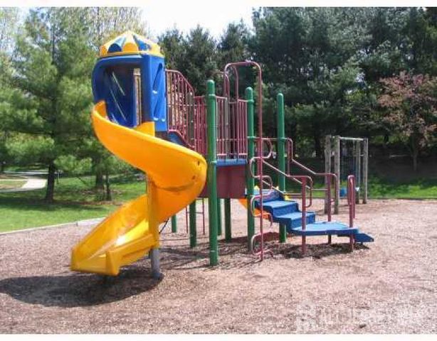 68 Clay Street, North Brunswick, NJ 08902