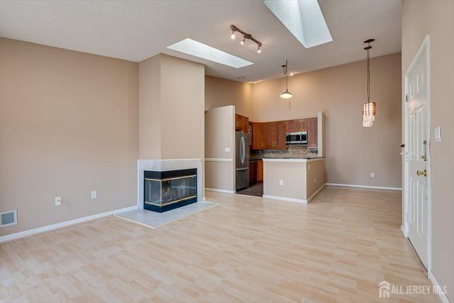 68 Clay Street, North Brunswick, NJ 08902