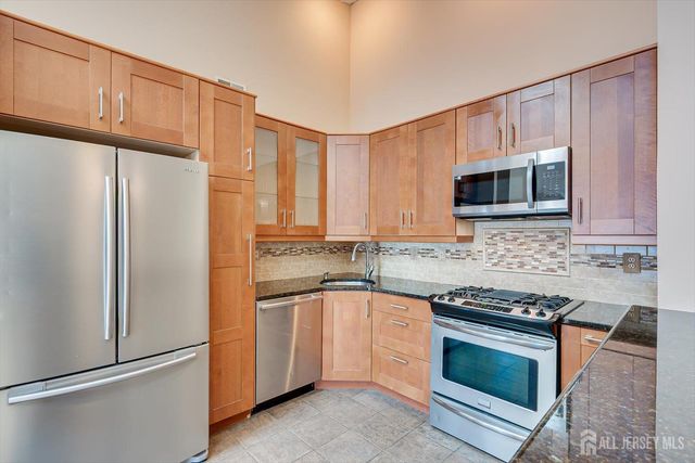 68 Clay Street, North Brunswick, NJ 08902