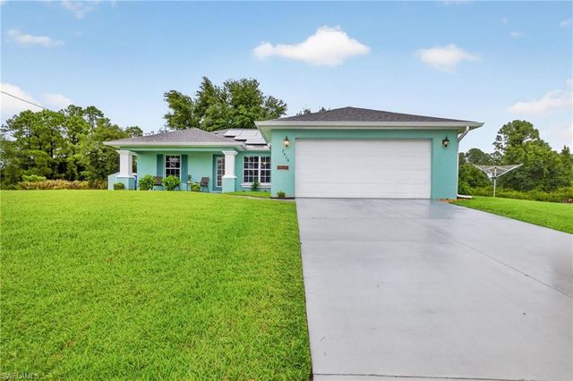 2610 42nd ST W, Lehigh Acres, FL 33971