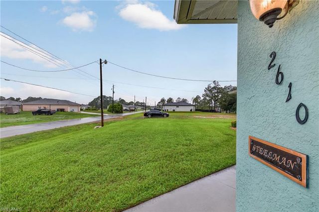 2610 42nd ST W, Lehigh Acres, FL 33971