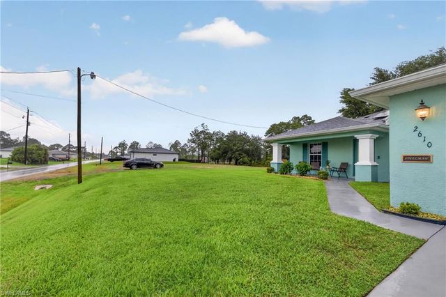 2610 42nd ST W, Lehigh Acres, FL 33971