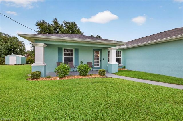 2610 42nd ST W, Lehigh Acres, FL 33971