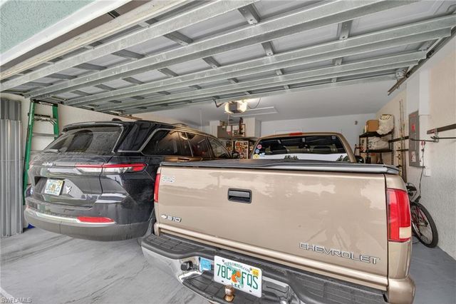 2610 42nd ST W, Lehigh Acres, FL 33971