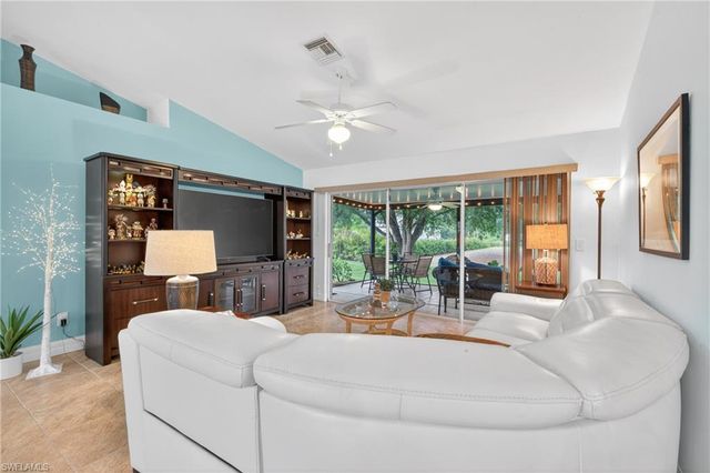 2610 42nd ST W, Lehigh Acres, FL 33971