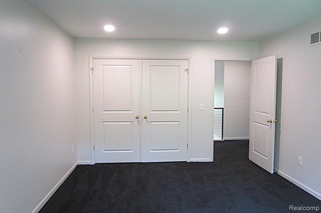 31115 Stafford St, Beverly Hills, MI 48025